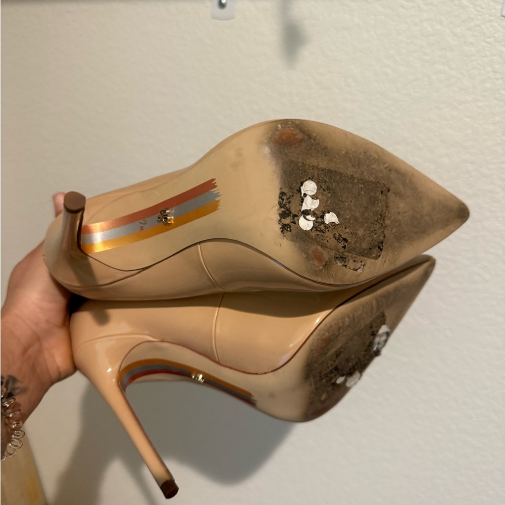 Sam Edelman Beige Patent Pointed Toe Pumps - Picture 2 of 2